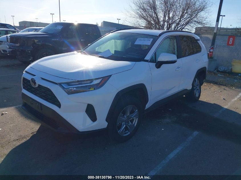 2022 TOYOTA RAV4 XLE - 2T3P1RFV2NC310545