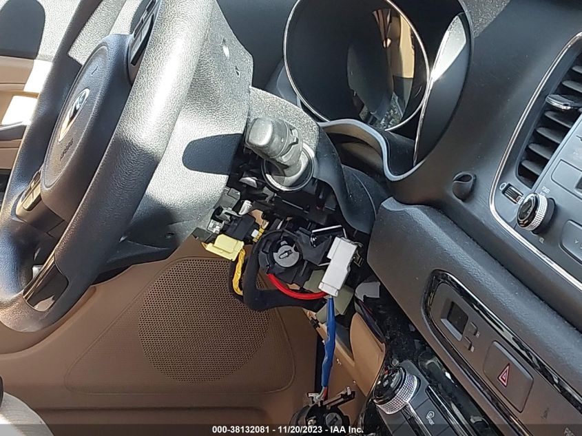2018 KIA SEDONA LX - KNDMB5C13J6398574