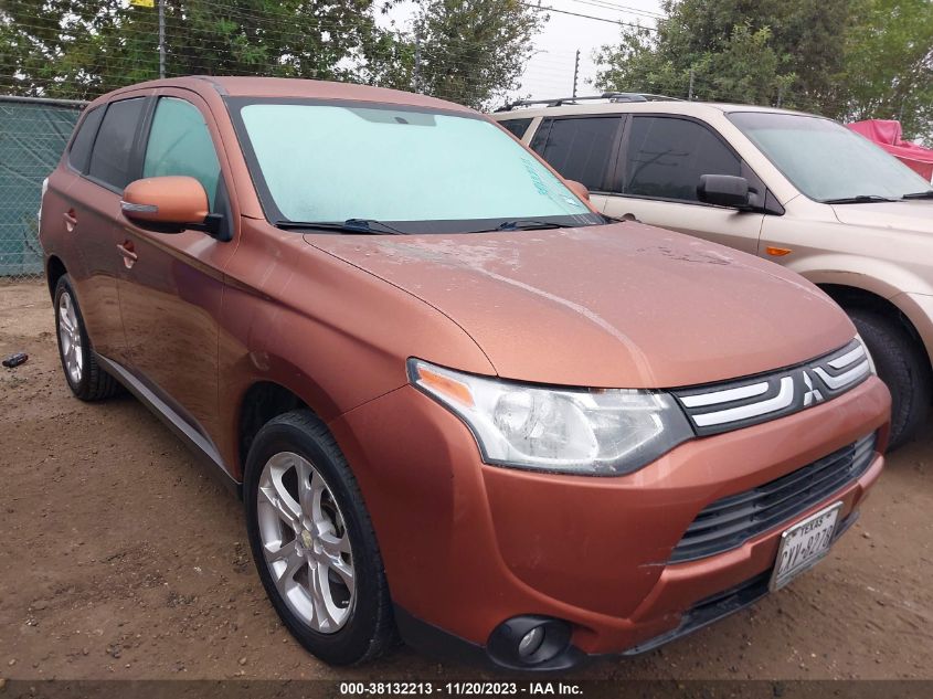 2014 MITSUBISHI OUTLANDER SE - JA4AD3A38EZ002692