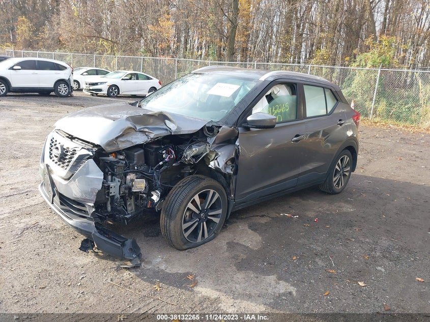 VIN 3N1CP5CV8LL549937 2020 NISSAN KICKS SV