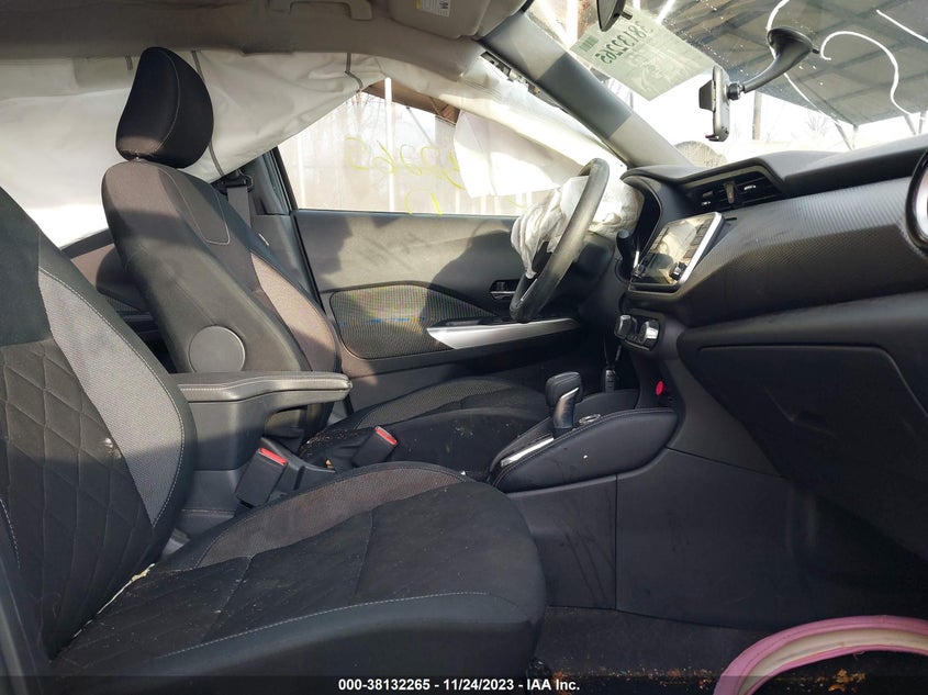 VIN 3N1CP5CV8LL549937 2020 NISSAN KICKS SV