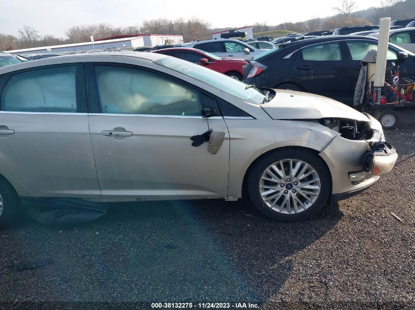 2017 FORD FOCUS TITANIUM - 1FADP3J21HL338652