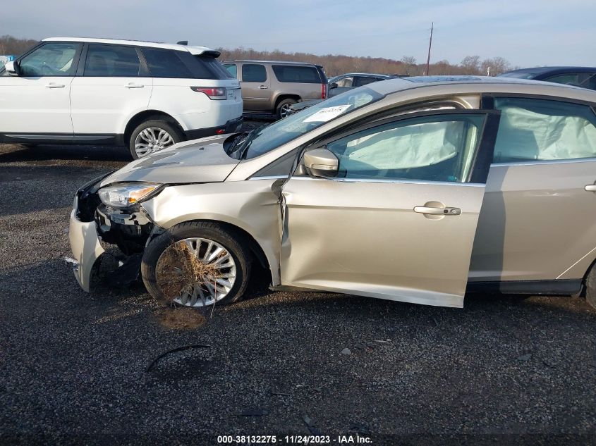 2017 FORD FOCUS TITANIUM - 1FADP3J21HL338652
