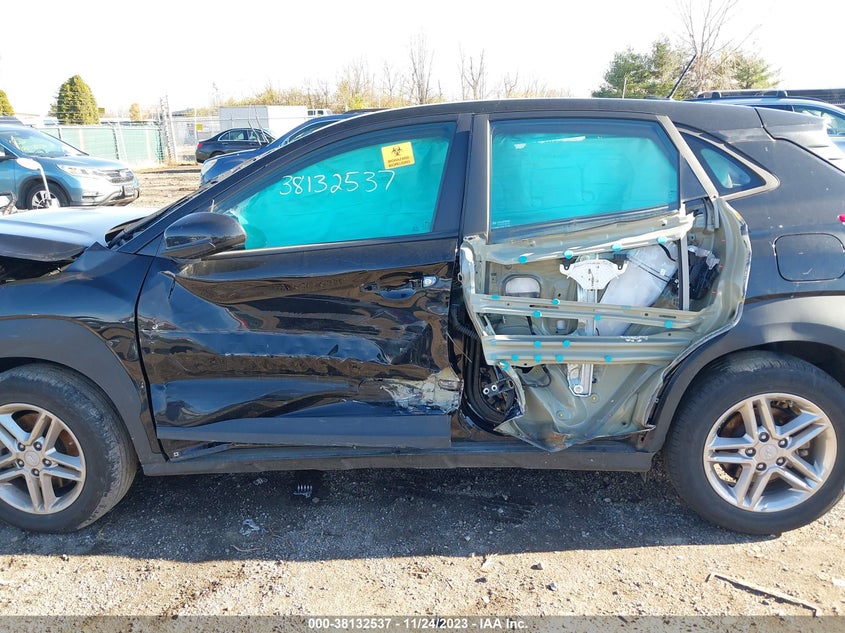 VIN KM8K1CAA6MU705071 2021 HYUNDAI KONA SE