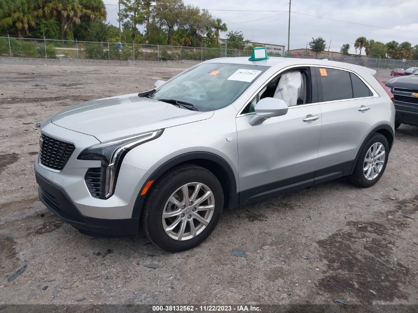 1GYAZAR4XKF135289 Cadillac XT4 LUXURY 2