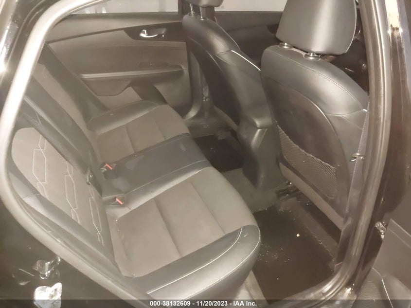 VIN 3KPF34AD2LE211206 2020 KIA FORTE GT LINE/S