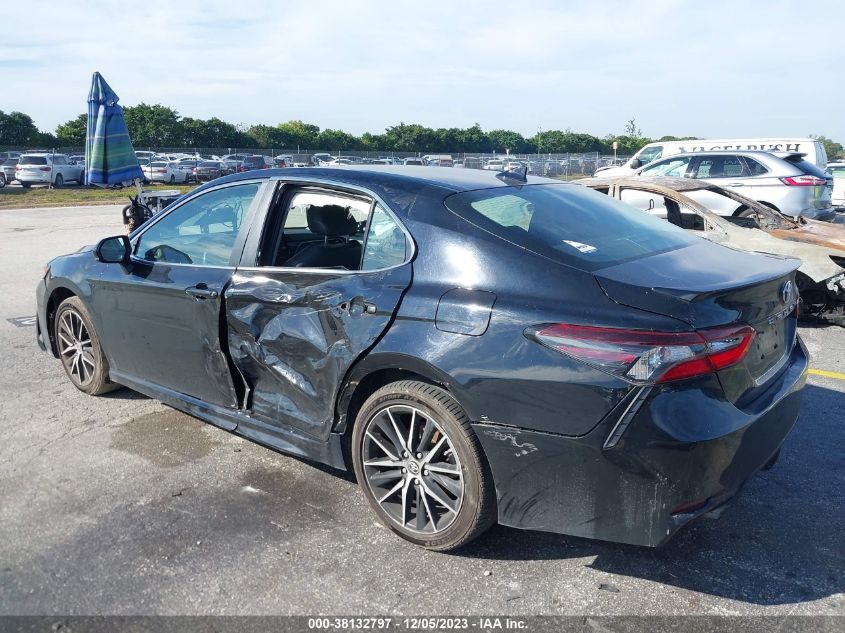 2021 TOYOTA CAMRY SE/SE NIGHT SHADE - 4T1G11AK0MU483288