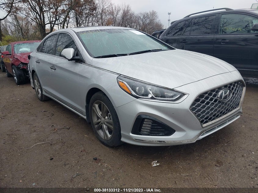 VIN 5NPE34AFXKH811074 2019 HYUNDAI SONATA SPORT