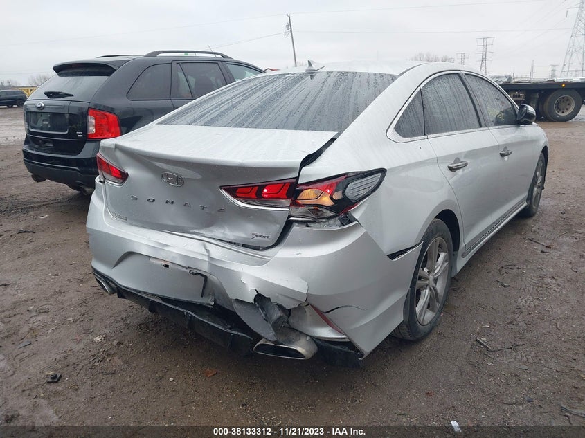 VIN 5NPE34AFXKH811074 2019 HYUNDAI SONATA SPORT