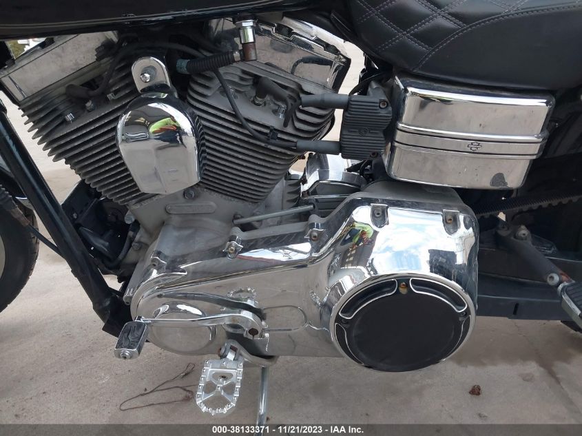 2006 HARLEY-DAVIDSON FXDCI - 1HD1GV1106K318006