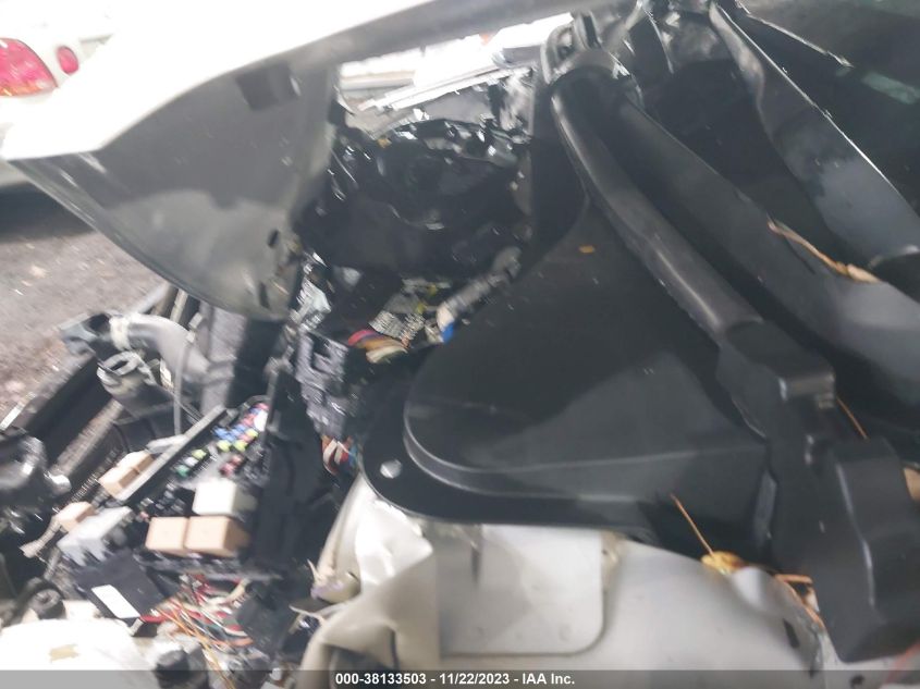 2017 HYUNDAI ELANTRA SE - 5NPD74LF2HH160190