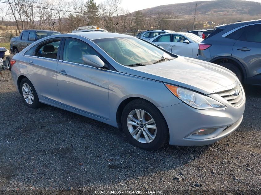 2013 HYUNDAI SONATA GLS - 5NPEB4ACXDH670339