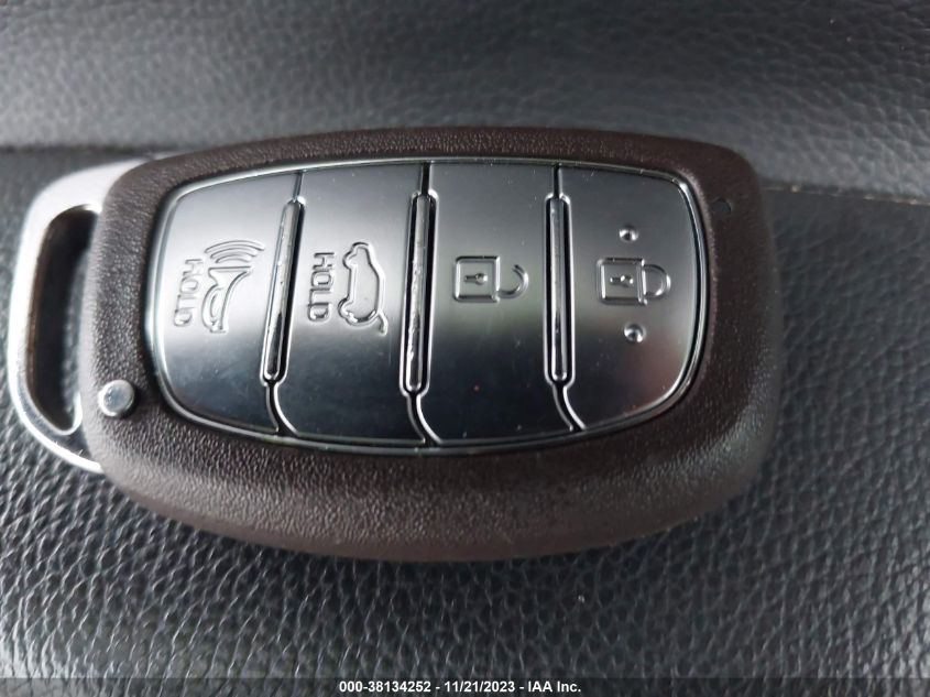 2018 HYUNDAI TUCSON VALUE - KM8J33A20JU748198