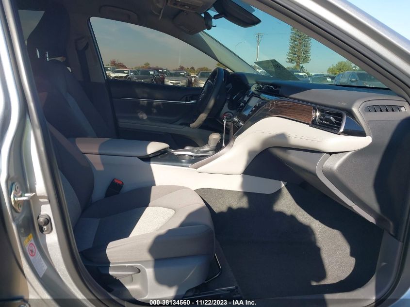 2019 TOYOTA CAMRY LE - 4T1B11HK5KU702842