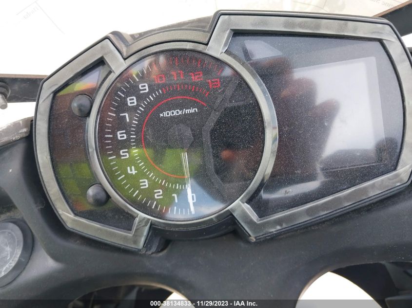 2017 KAWASAKI EX650 F - JKAEXEK12HDA09028