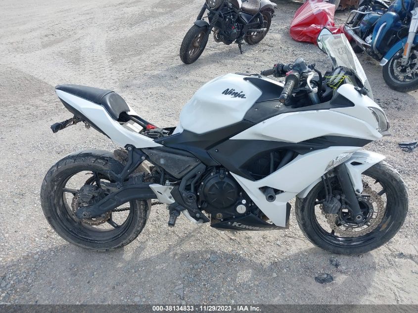 2017 KAWASAKI EX650 F - JKAEXEK12HDA09028
