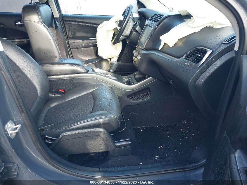 2018 DODGE JOURNEY CROSSROAD - 3C4PDCGG3JT257357