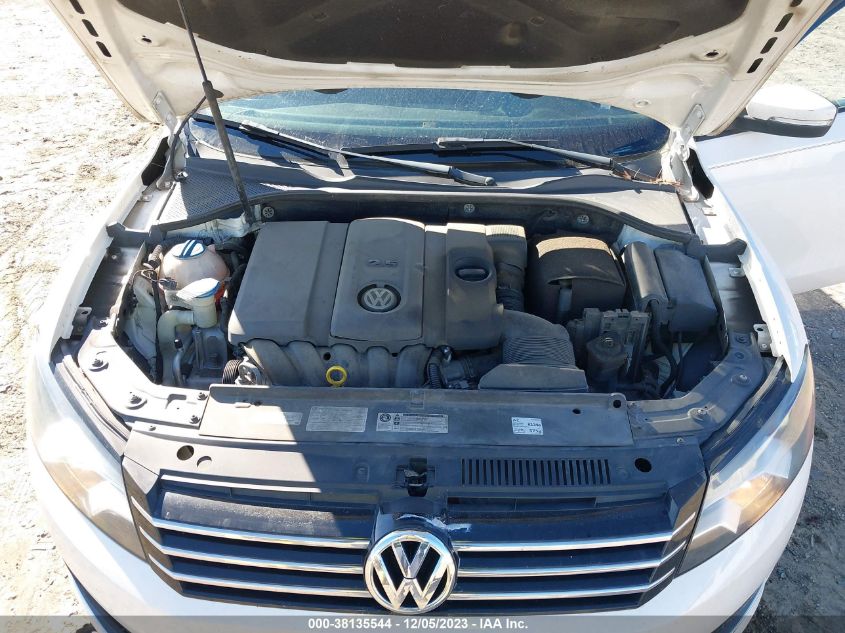 2014 VOLKSWAGEN PASSAT S - 1VWAP7A35EC006767