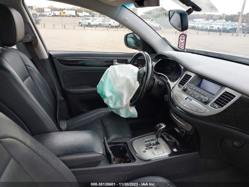2013 HYUNDAI GENESIS 3.8L - KMHGC4DD0DU240752