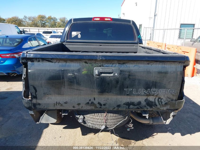 2018 TOYOTA TUNDRA SR5 5.7L V8 - 5TFDY5F18JX702261
