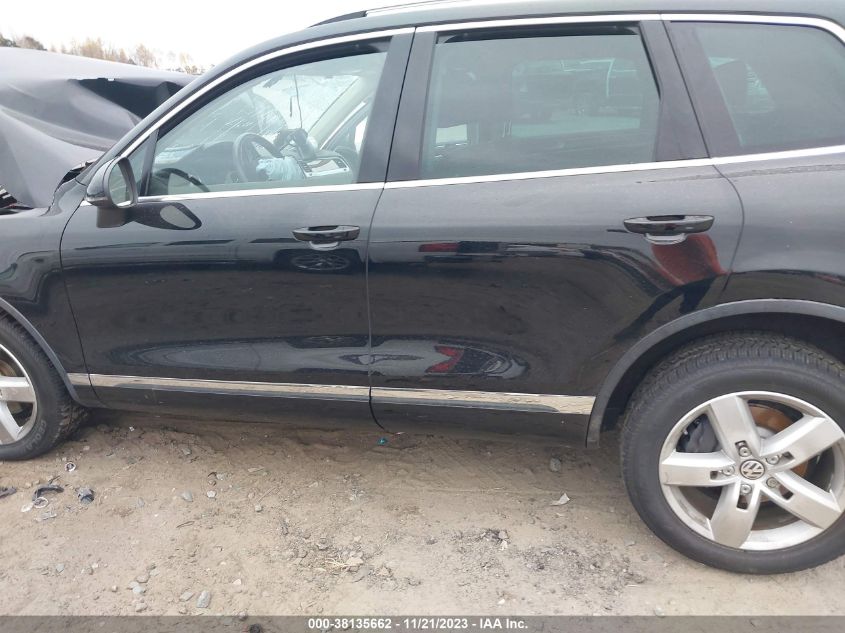 2014 VOLKSWAGEN TOUAREG TDI LUX - WVGEP9BP7ED011752
