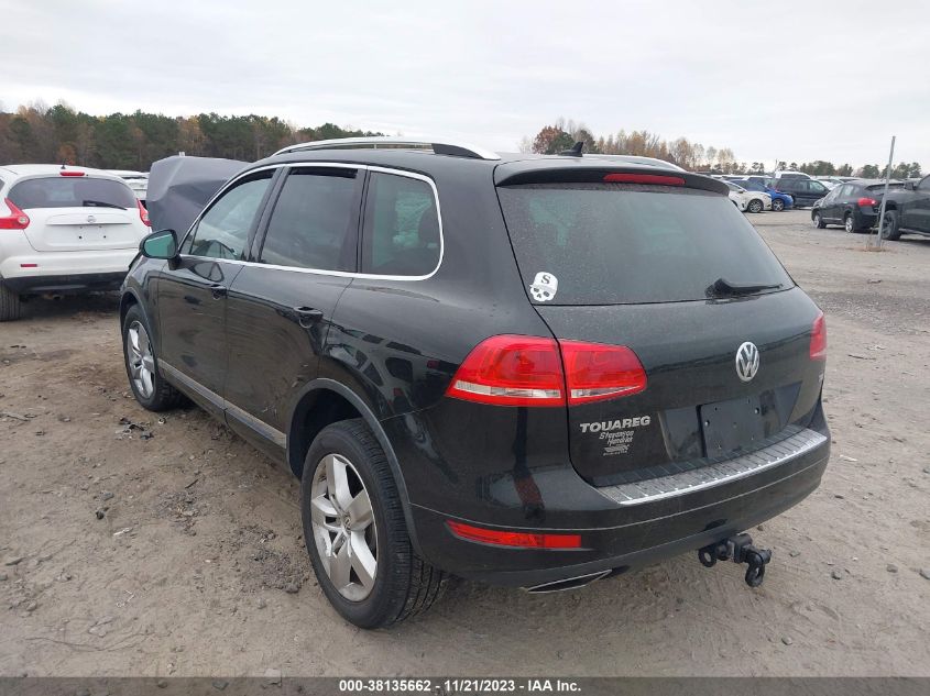 2014 VOLKSWAGEN TOUAREG TDI LUX - WVGEP9BP7ED011752