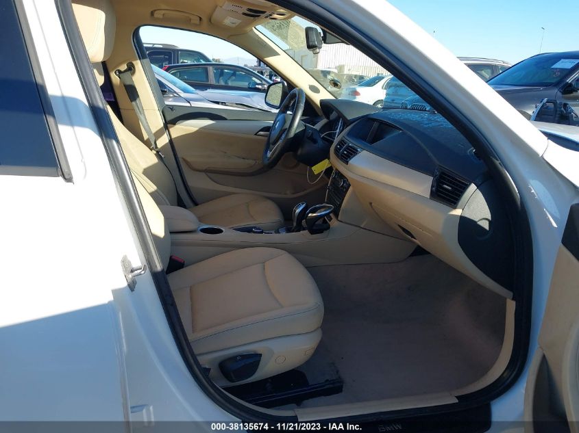 2015 BMW X1 SDRIVE28I - WBAVM1C54FV318980