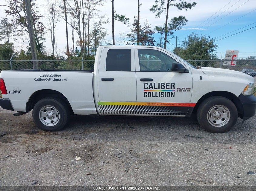 VIN 1C6RR6FG4HS622922 2017 RAM 1500 ST