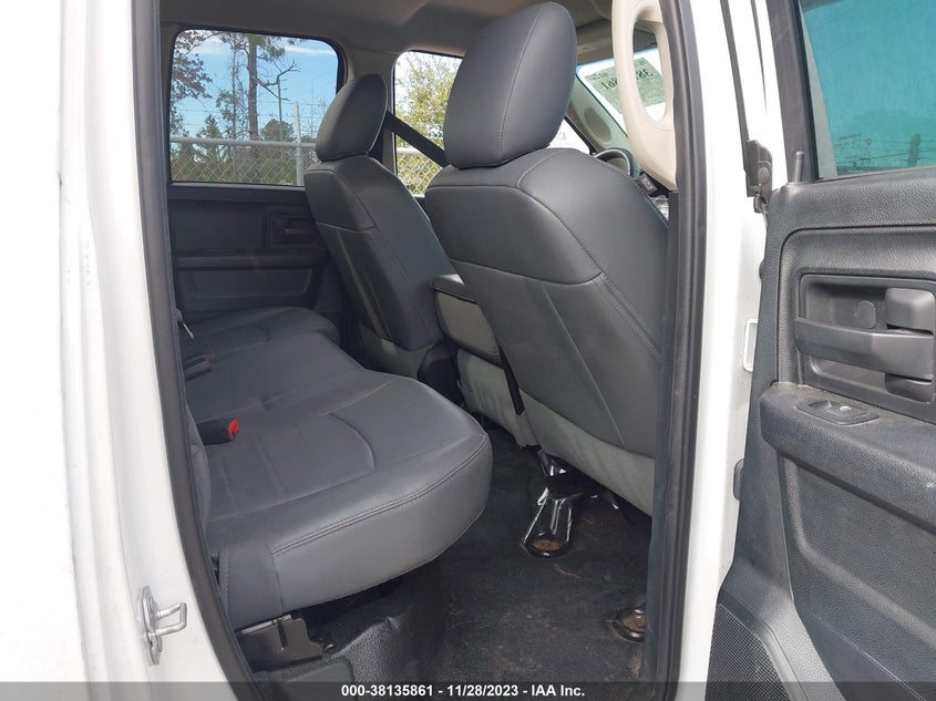 VIN 1C6RR6FG4HS622922 2017 RAM 1500 ST