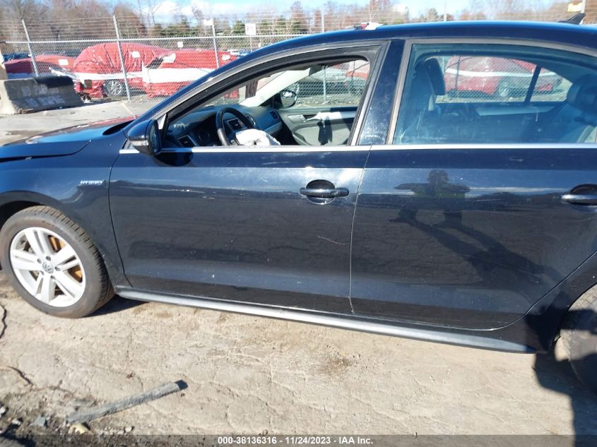 2013 VOLKSWAGEN JETTA HYBRID SEL 3VW637AJ8DM298069