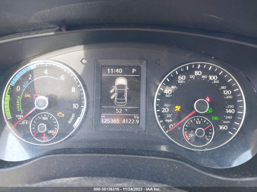 2013 VOLKSWAGEN JETTA HYBRID SEL 3VW637AJ8DM298069