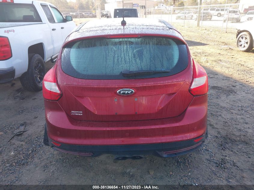 2014 FORD FOCUS SE - 1FADP3K29EL411986