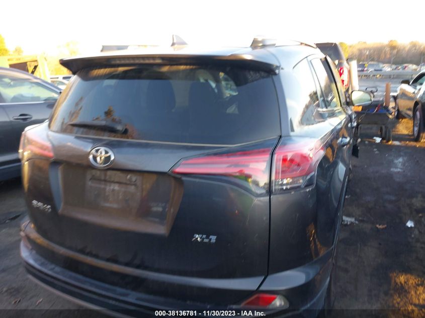 2018 TOYOTA RAV4 XLE - JTMWFREV1JJ189500