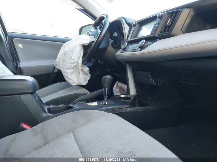 2018 TOYOTA RAV4 XLE - JTMWFREV1JJ189500