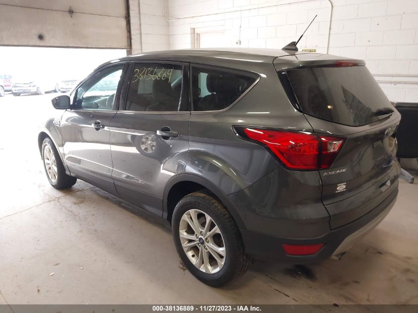 1FMCU9GD6KUB14591 2019 FORD ESCAPE, photo no. 3