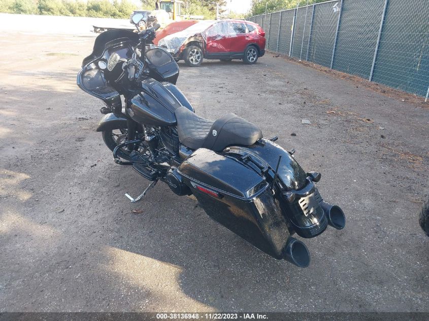 2009 HARLEY-DAVIDSON FLHX - 1HD1KB4169Y610379