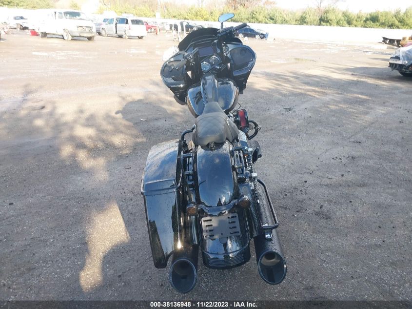 2009 HARLEY-DAVIDSON FLHX - 1HD1KB4169Y610379