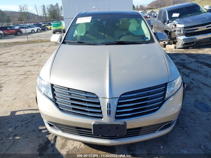 VIN 2LMHJ5FK7HBL00960 2017 LINCOLN MKT