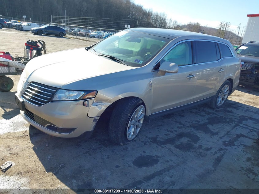 VIN 2LMHJ5FK7HBL00960 2017 LINCOLN MKT