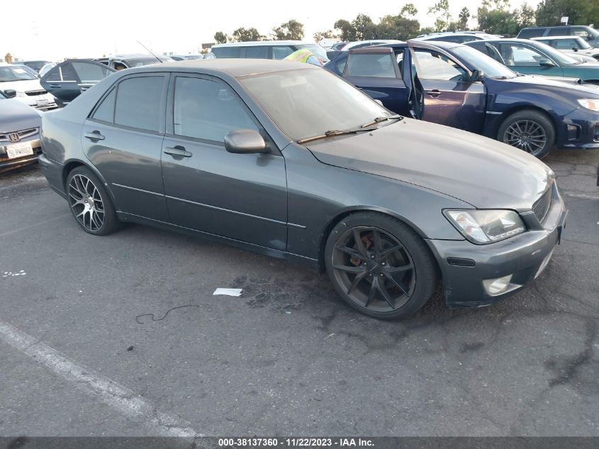 2001 LEXUS IS 300 BASE (A5) #2992835327