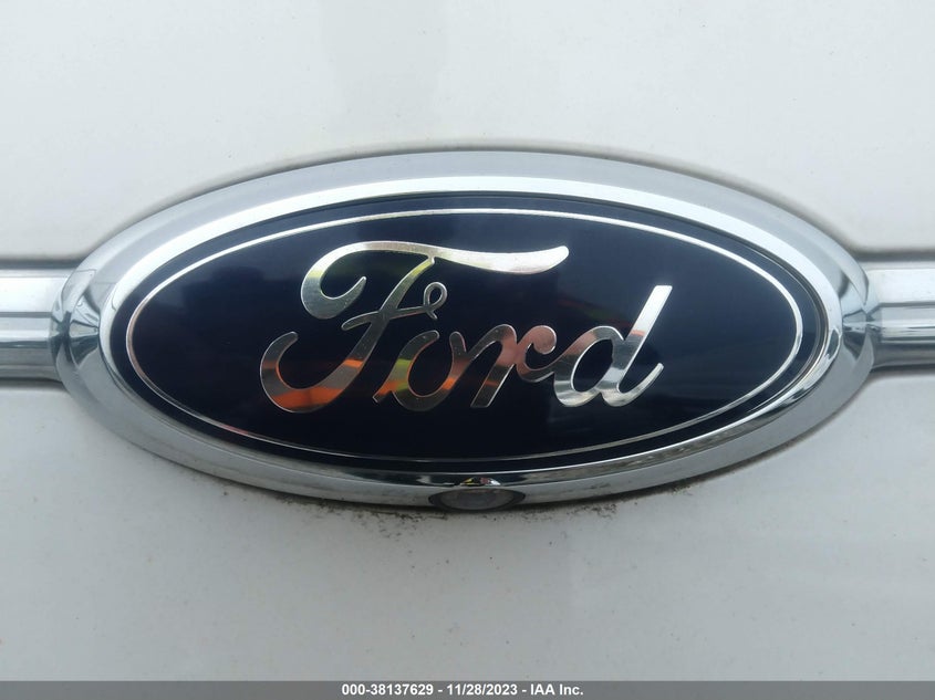 VIN 1FAHP2F89JG130428 2018 FORD TAURUS LIMITED