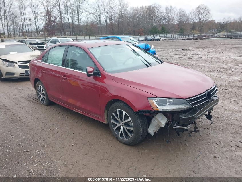 2017 VOLKSWAGEN JETTA 1.4T SE - 3VWDB7AJ4HM385354