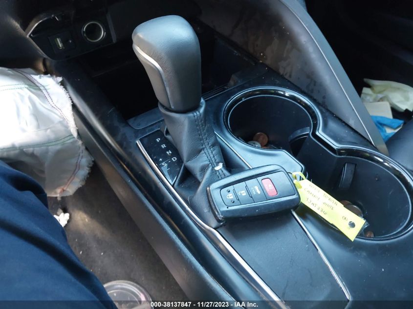 2019 TOYOTA CAMRY SE - 4T1B11HK4KU222212