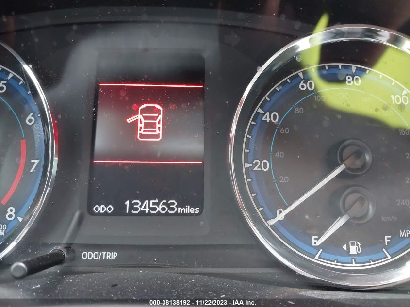 2019 TOYOTA COROLLA LE - 5YFBURHE5KP863970