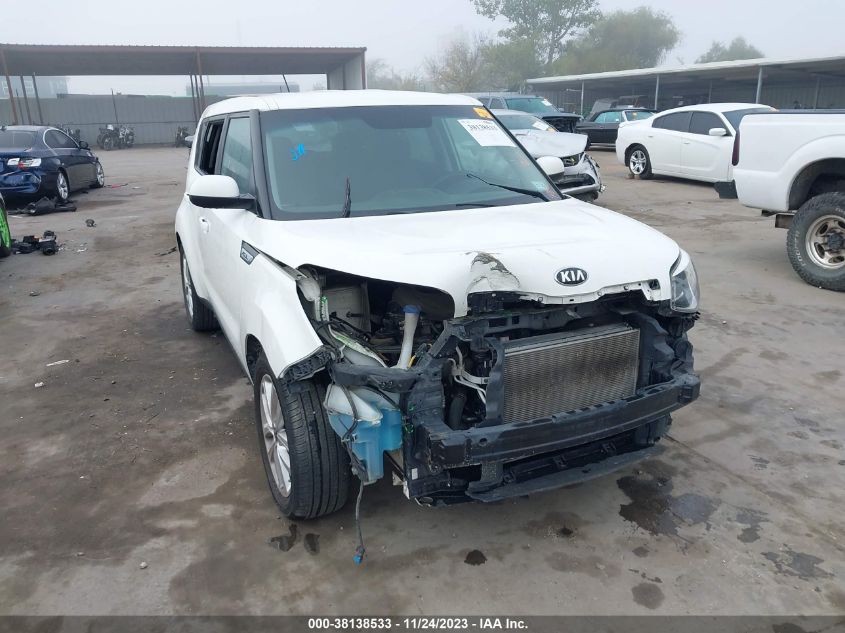 2018 KIA SOUL + - KNDJP3A54J7611010