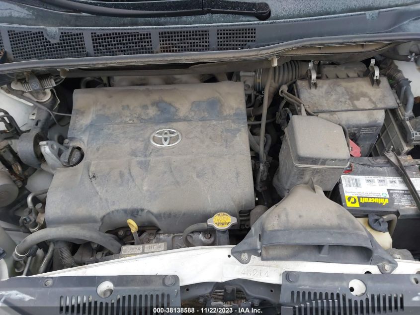 2013 TOYOTA SIENNA XLE V6 8 PASSENGER - 5TDYK3DC6DS388342