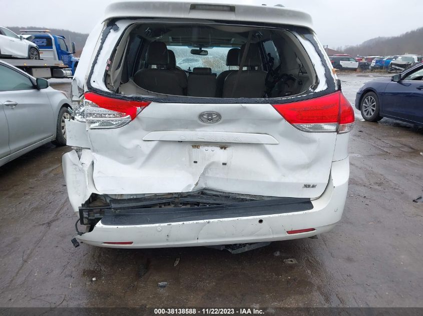 2013 TOYOTA SIENNA XLE V6 8 PASSENGER - 5TDYK3DC6DS388342