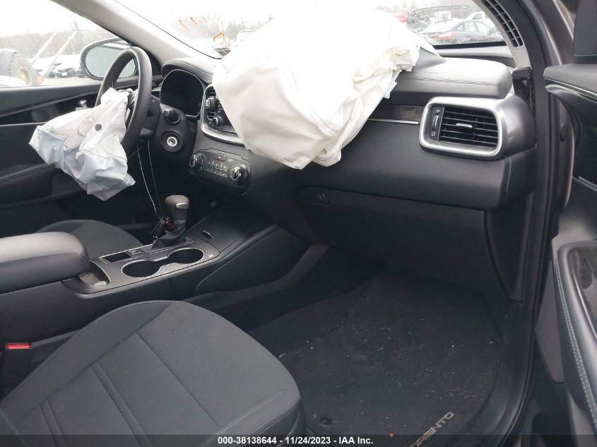2019 KIA SORENTO 2.4L LX - 5XYPGDA39KG533052