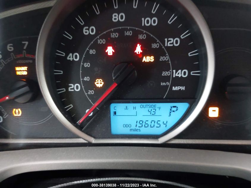 2014 TOYOTA RAV4 XLE - 2T3WFREV5EW127993