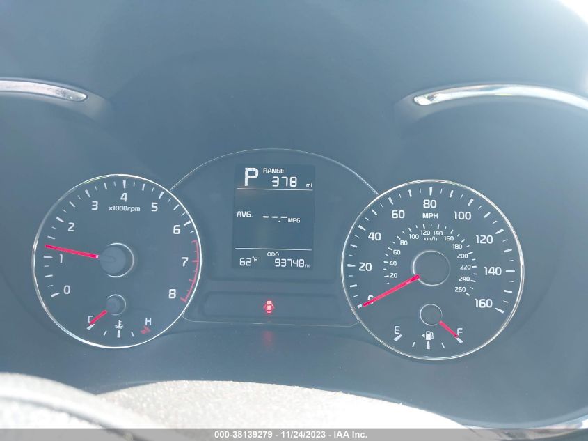 VIN 3KPFK4A7XHE055114 2017 KIA FORTE LX